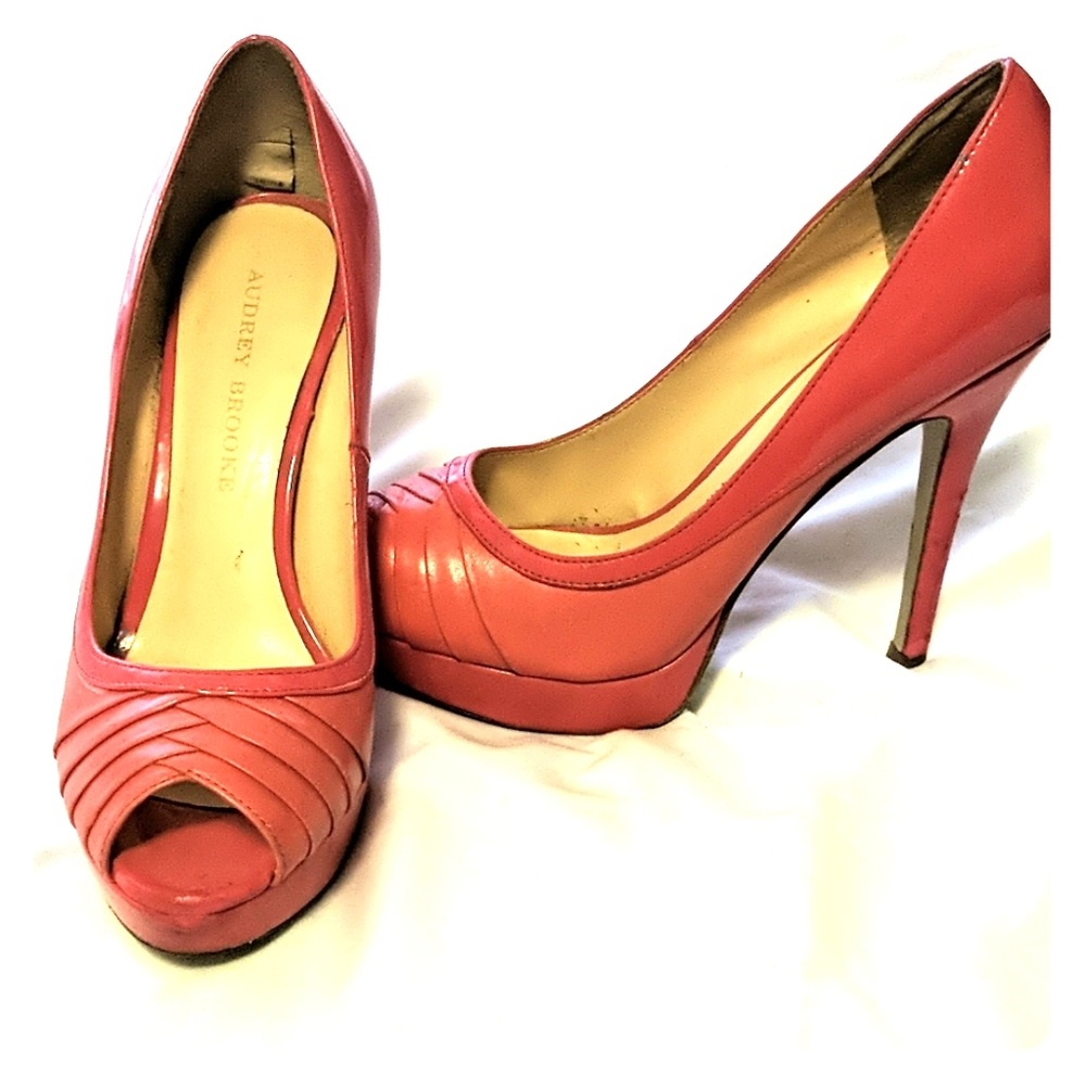 Pink Heels with Platform under toe